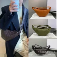 LE Kosong Gogufs кожаный пельмени сумка Le французская овчина мода дикие на одно плечо с грудной сумкой женская сумка