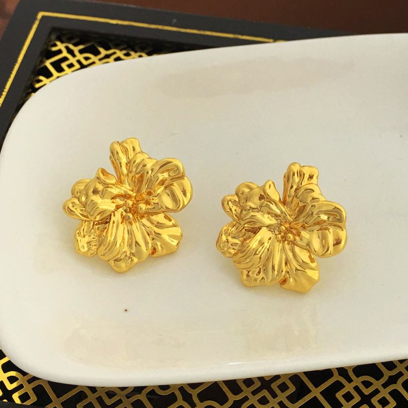 Fashion Flower Copper Ear Studs Plating Copper Earrings