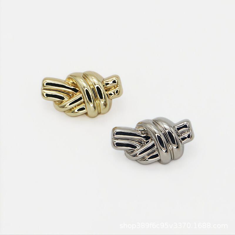 In-Stock Metal Vintage Bright Gold and Silver Buttons with Irregular Knot Design for Women's Jackets, Shirts, Sweaters, and Clothing
