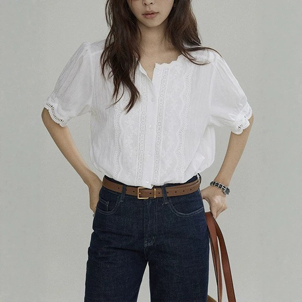 Joli Chose Round-Neck Embroidered Lace Shirt with Cut-Out Cuffs for Women, French Pastoral Style, Niche Minimalist Top Joli Chose Round-Neck Embroidered Lace Shirt with Cut-Out Cuffs for Women, French Pastoral Style, Niche Minimalist Top