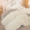 A water mink velvet/rice white