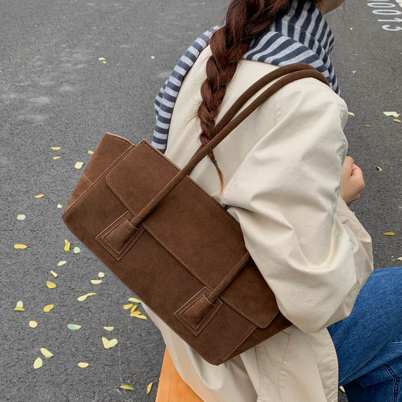 Cross-Border Luxury Niche Wing Bag For Women 2025 Autumn/Winter New Suede Versatile Commuter Shoulder Underarm Baguette Bag - Thumbnail 2