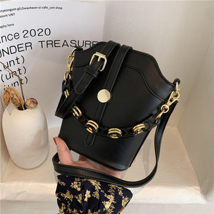High-End Texture Bag 2025 New Trendy and Stylish Crossbody Bag for Women Versatile Ins Niche Fashion Bucket Bag