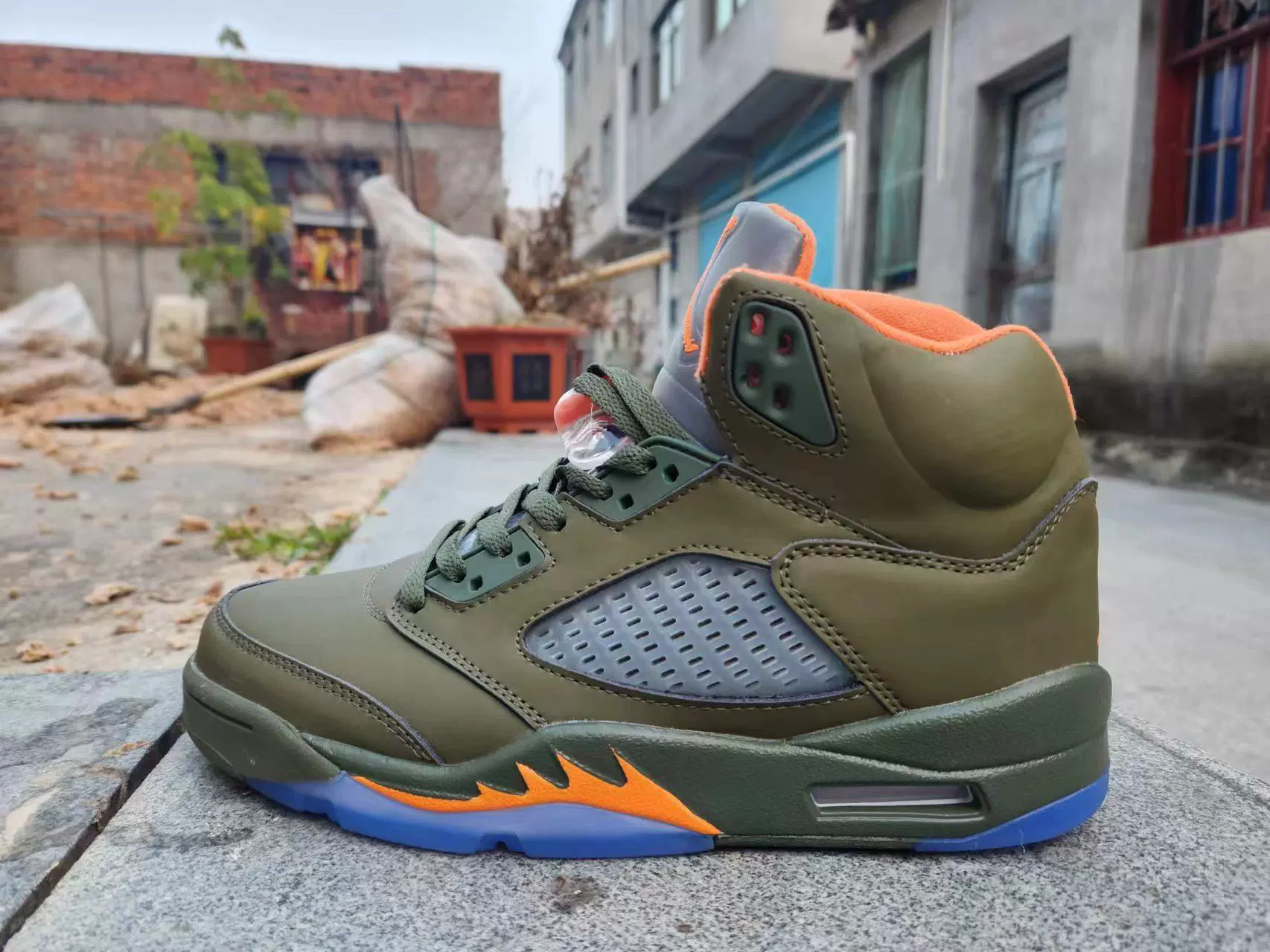 Putian Pure Original Shoes AJ5 White and Blue Candy Bull Chameleon Black Yellow Black Gray Mandarin Duck Qiao 5 Sports Men's and Women's Basketball Shoes