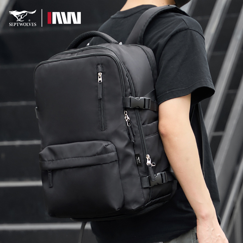 men's trend women's backpack for traveling