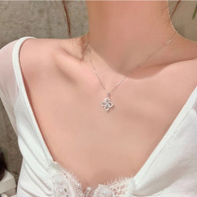 合金链条新款闪钻四叶草项链饰品女轻奢小众设计高级感锁骨链配饰