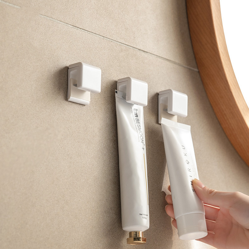 Bathroom Toothpaste Holder Bathroom White Seamless Hook Bathroom Facial Cleanser Hanging Holder Self-adhesive White Hanging Holder