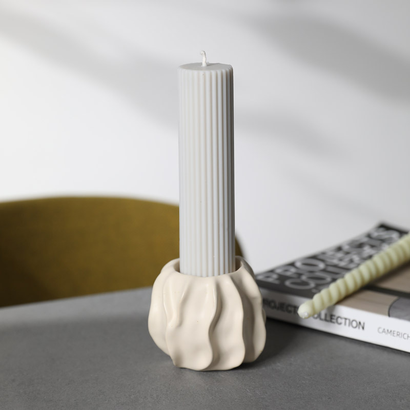 Ins candelabro adornos wabi-Jifeng candelabro estilo crema hogar sala de estar dormitorio mesa de comedor decoración romántica