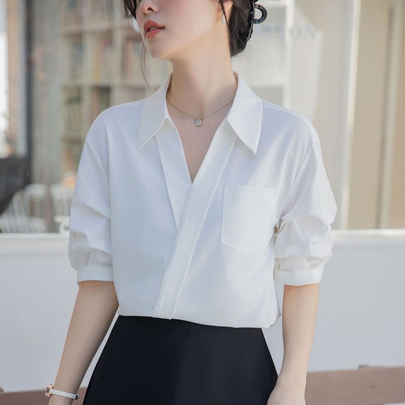 White Shirt Women's 2025 Summer New Casual Loose Professional French Niche Top V-Neck Short-Sleeved Shirt