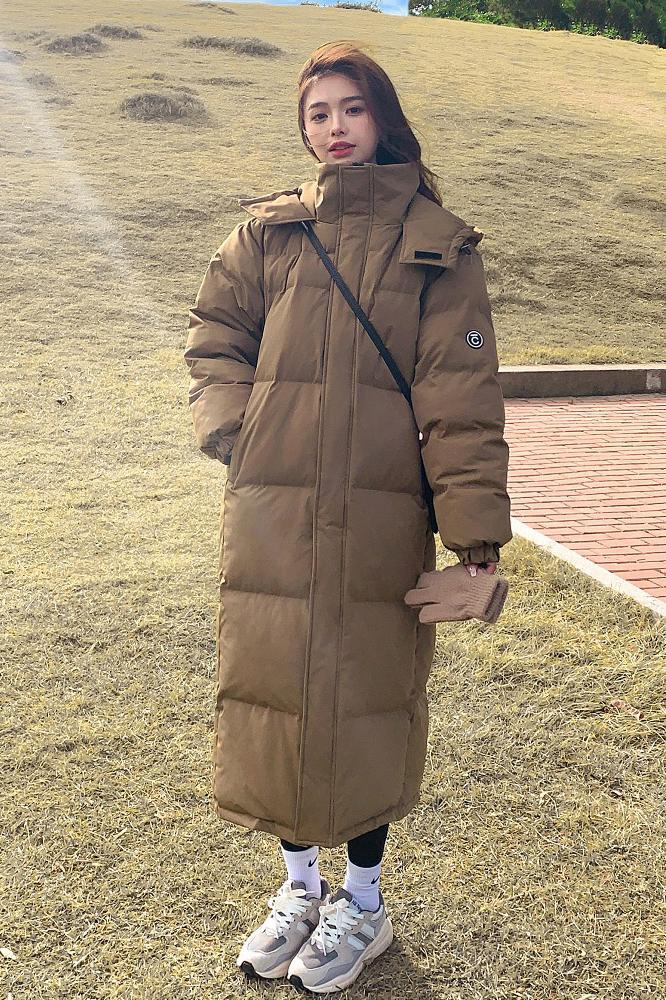 카키색