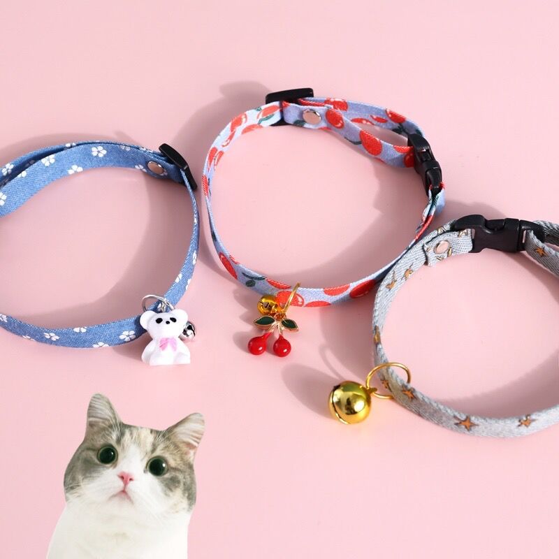 Pet vaquero estampado pentagramas cereza osos colgante collar ajustable gato perro collar al por mayor