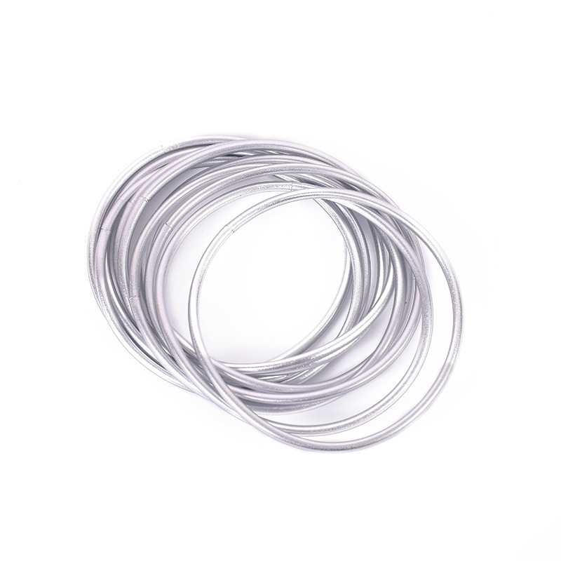 2024 Transfronterizo Amazon nueva pulsera de silicona para mujer moda simple traje de lazo pulsera al por mayor