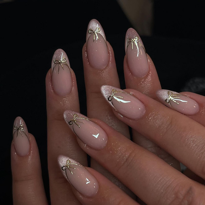 French-Style Pink Cat-Eye Short Almond Nails, High-End Luxury, Skin-Brightening, Bowknot Nail Art, False Nails French-Style Pink Cat-Eye Short Almond Nails, High-End Luxury, Skin-Brightening, Bowknot Nail Art, False Nails