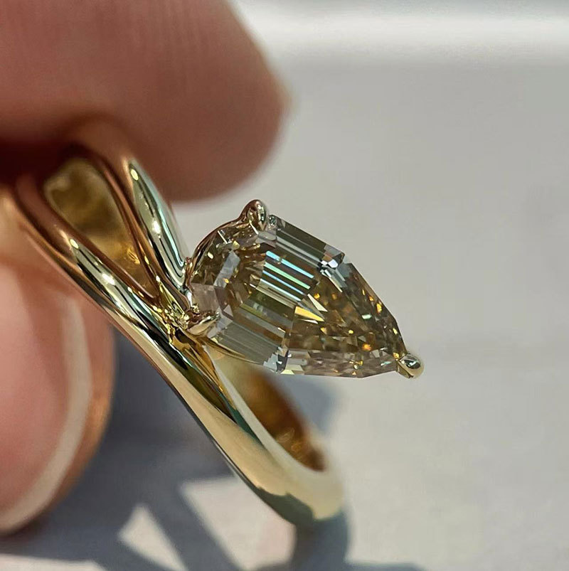14K Gold Au585 Custom Ring, 2 Carat Water Drop-Shaped Lab-Grown Diamond Ring, Moissanite Ring, Simple Women's Ring Processing