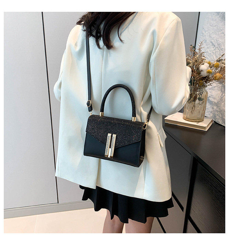 Bag niche design 2024 new bags, fashionable trendy one shoulder small square bag, casual and western-style crossbody bag_voghion.com
