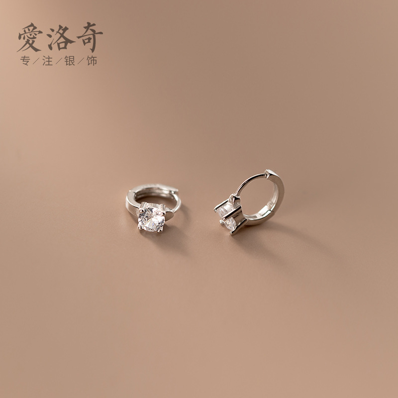 Eloch s925 plata coreana pequeña perilla de diamante único perilla de diamante negro para mujeres temperamento personalidad orejas de moda G6822