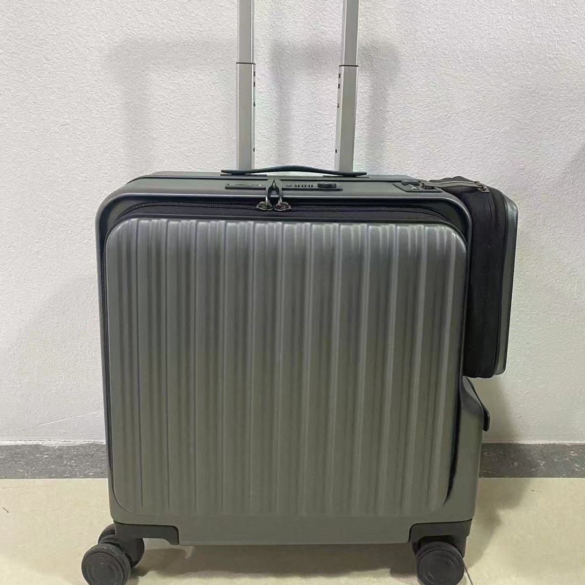 Women's Expandable Multifunctional Trolley Case 20 Inch Front Opening Leather Luggage Travel Suitcase Carry On With Men's Style_voghion.com
