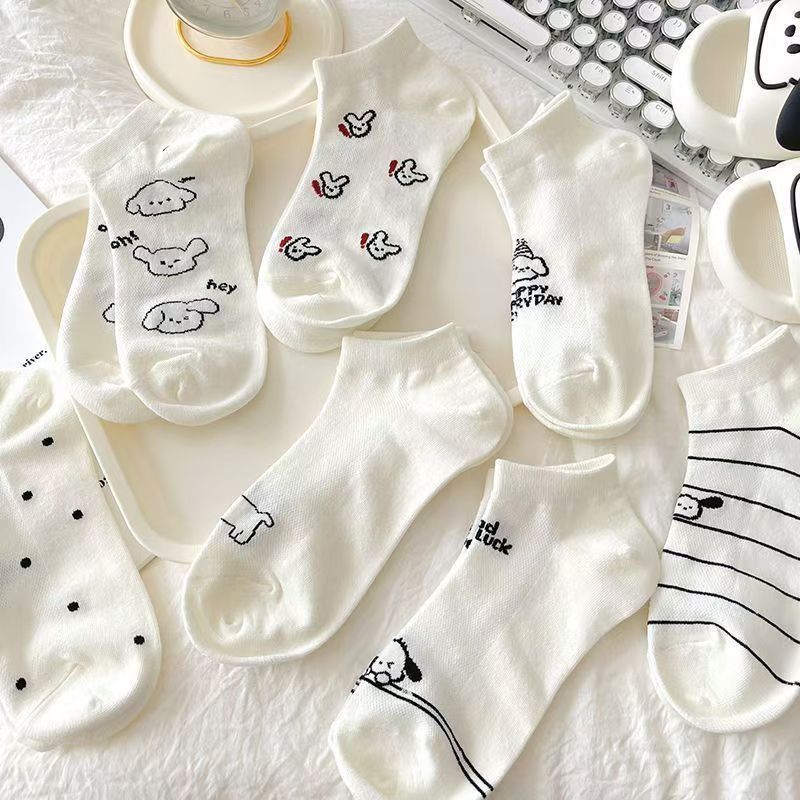 Calcetines de nuevo producto, calcetines de mujer, estilo fino de verano, estilo coreano, calcetines blancos japoneses de primavera y otoño, calcetines de barco de tubo corto de verano para niñas