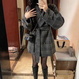 韩系INS短款呢子大衣女秋冬2026新款格子毛呢外套高级感加厚西装