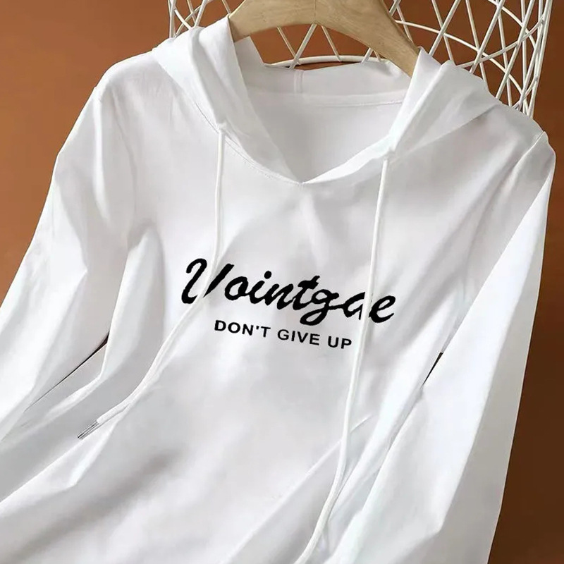 White hooded long-sleeved T-shirt for women Spring and Autumn 2024 New loose hoodie design sense niche sweater stacked top White hooded long-sleeved T-shirt for women Spring and Autumn 2024 New loose hoodie design sense niche sweater stacked top
