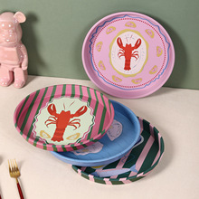 �Ҿӿ͏d�������ʳ���c��Ʒչʾ�P�����b��P����A���ռ{�бP