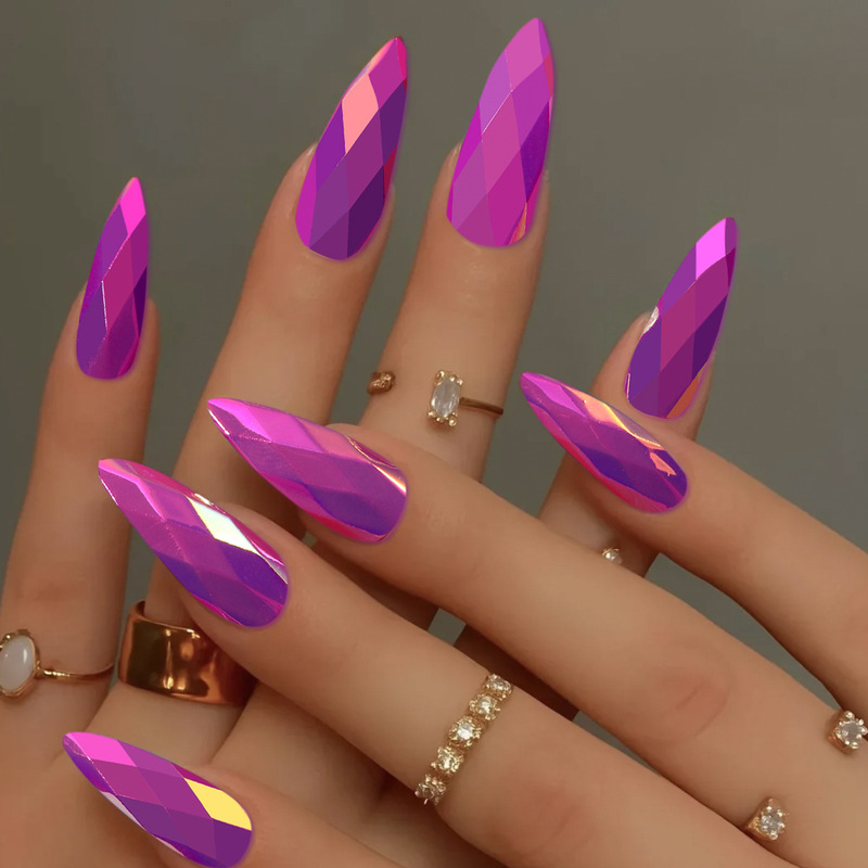 Wearable Almond-Shaped 3D Rhombus-Shaped Electroplated Mirror Light Purple Iridescent Detachable Fake Nails 24 Pieces Nail