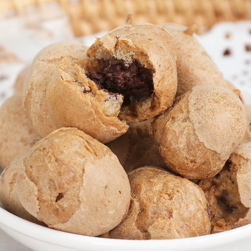 Ovaltine Exploding puff chocolate sandwich crispy ball biscuits internet celebrity casual puffed snacks whole box wholesale