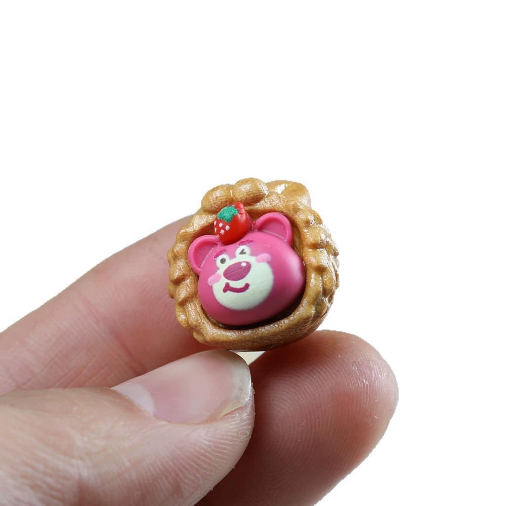 Carved three dimensional cartoon strawberry sandalwood rosewood, doll for keys, mobile phone, pendant walnut, handmade