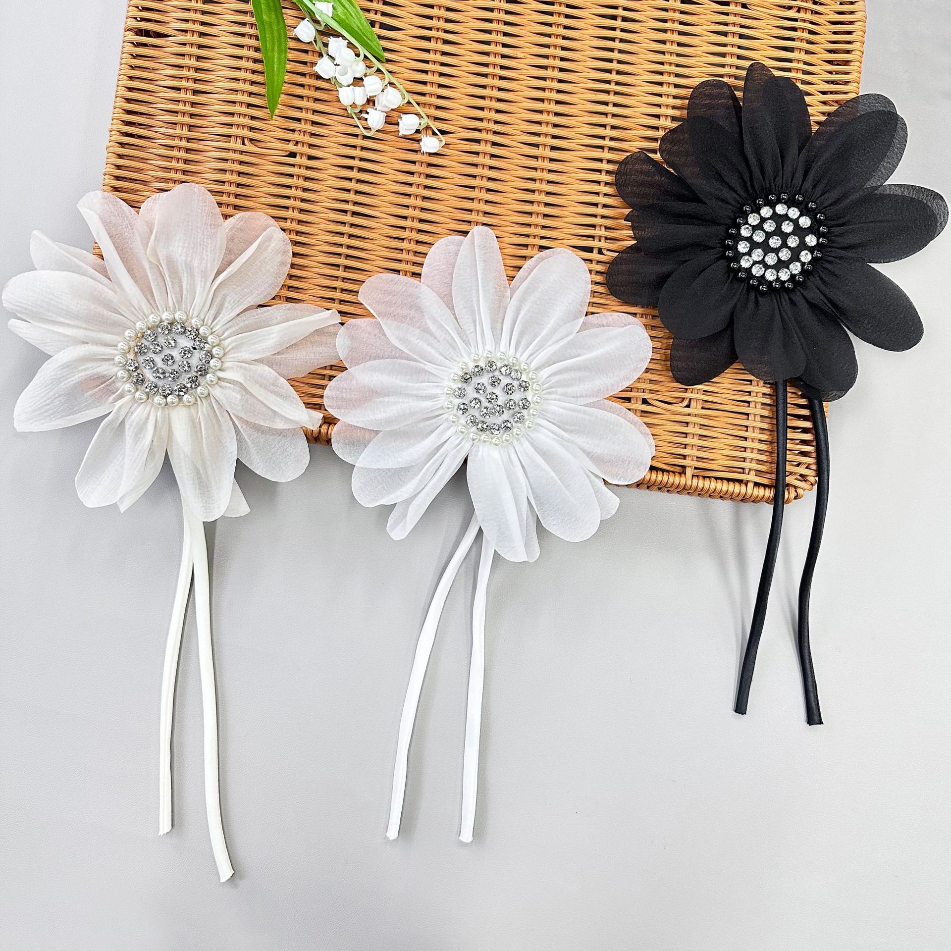 Accesorios para el cabello retro de encaje tricolor gran flor accesorios para el cabello collares zapatos sombreros maletas vestidos dulce decoración flor de pecho