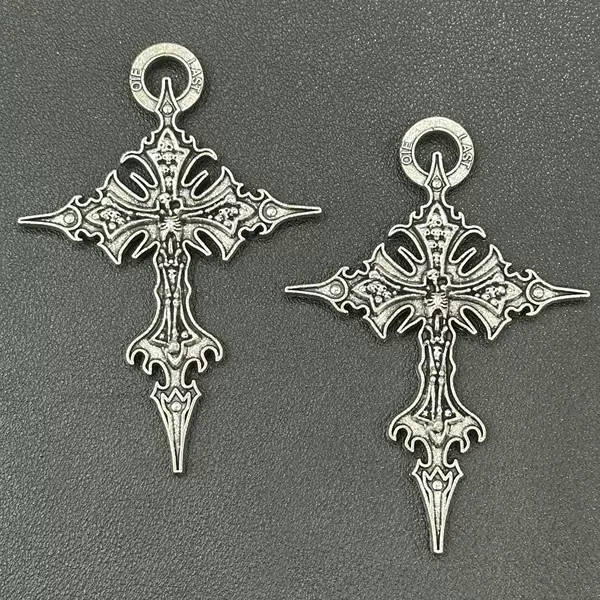 2026 New Zinc Alloy Cross Pendant European and American Retro Flame Necklace Cross-Border DIY Pendant Accessories