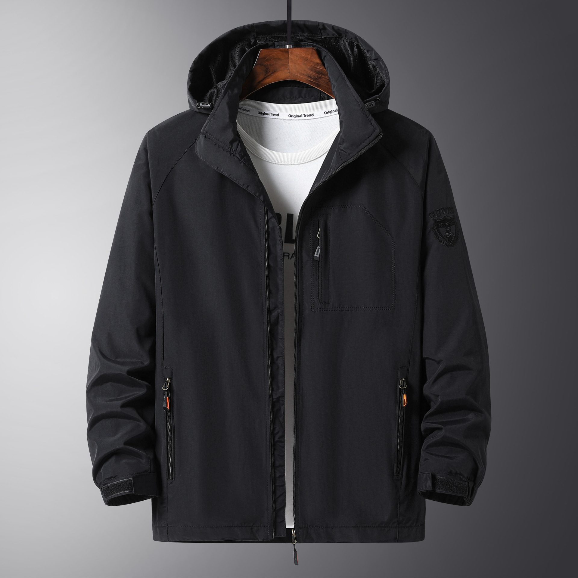 Chaqueta con capuz para hombres primavera y otoño chaqueta 2023 nuevo chaqueta de asalto delgada de tamaño grande para hombres de bolsillo chaqueta casual para hombres