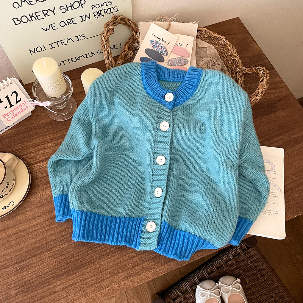 Mädchen Strickjacke – Stilvoller Cardigan Mit Kontrastfarben_voghion.com