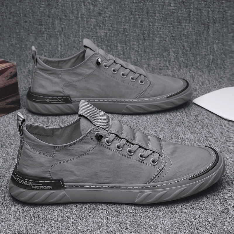 Zapatos de tela estilo Pekín para hombre, sin cordones, antiolor, temporada de primavera, seda helada, transpirables, lona fina, nuevo modelo 2025.