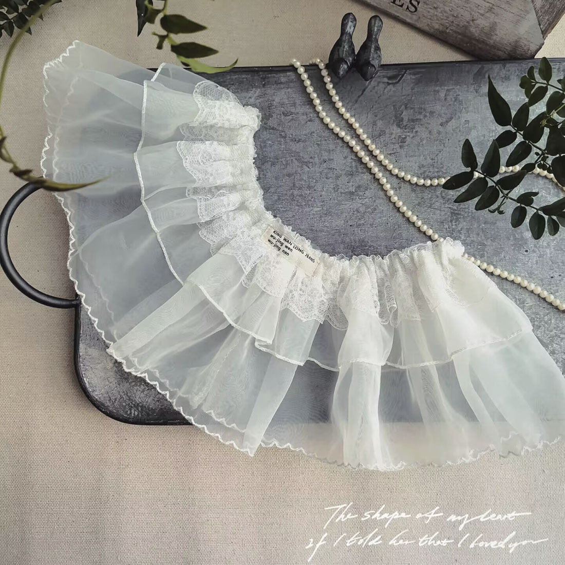 In-Stock Korean-Style Lace White Tutu Skirt for Young Girls, Fashionable Children's Princess Dress, Ultra-Short Skirt