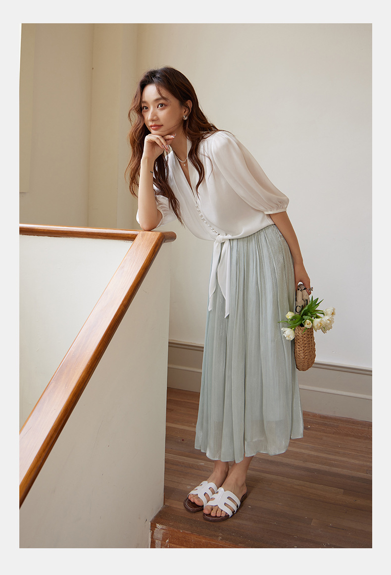 起范2024夏季新品法式知性优雅V领女士衬衫宽松显瘦缎面衬衣82911 pic 13