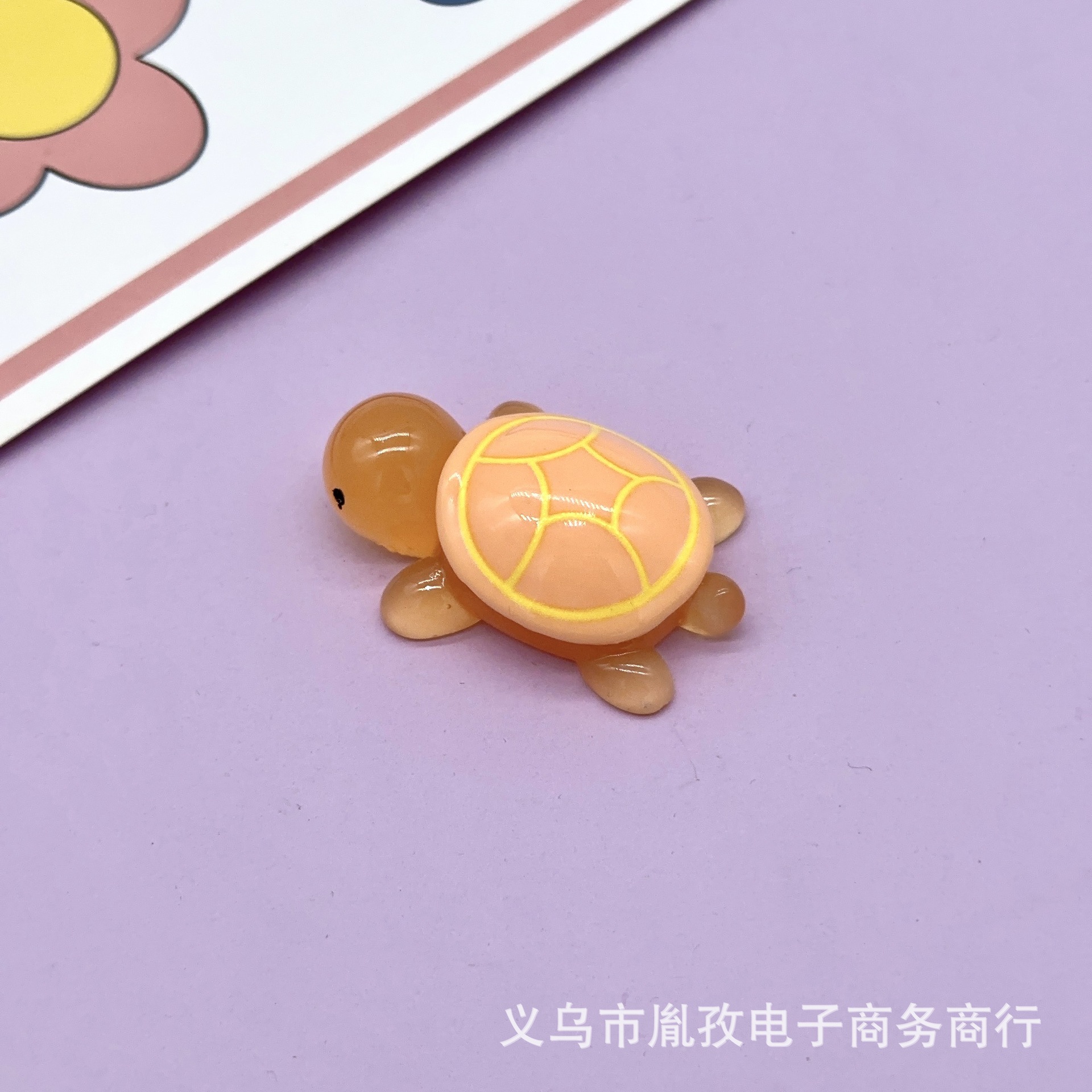 Caricatura estereoscópica tortuga de luz nocturna para tocar DIY accesorios de joyería puede hacer bolsas ciegas creativas en vivo lotes de ventas calientes