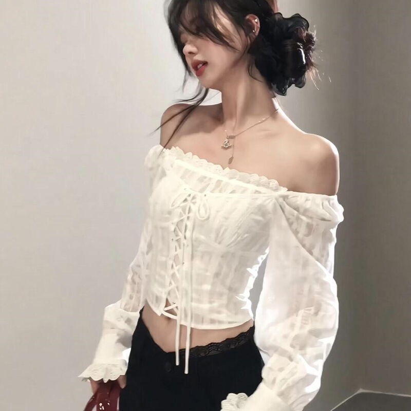French-Style High-End White Lace-Up Off-Shoulder Long-Sleeve Shirt for Women, Spring and Autumn Season, Sweet and Spicy Style, Slim-Fit, Cinched Waist, Short Top