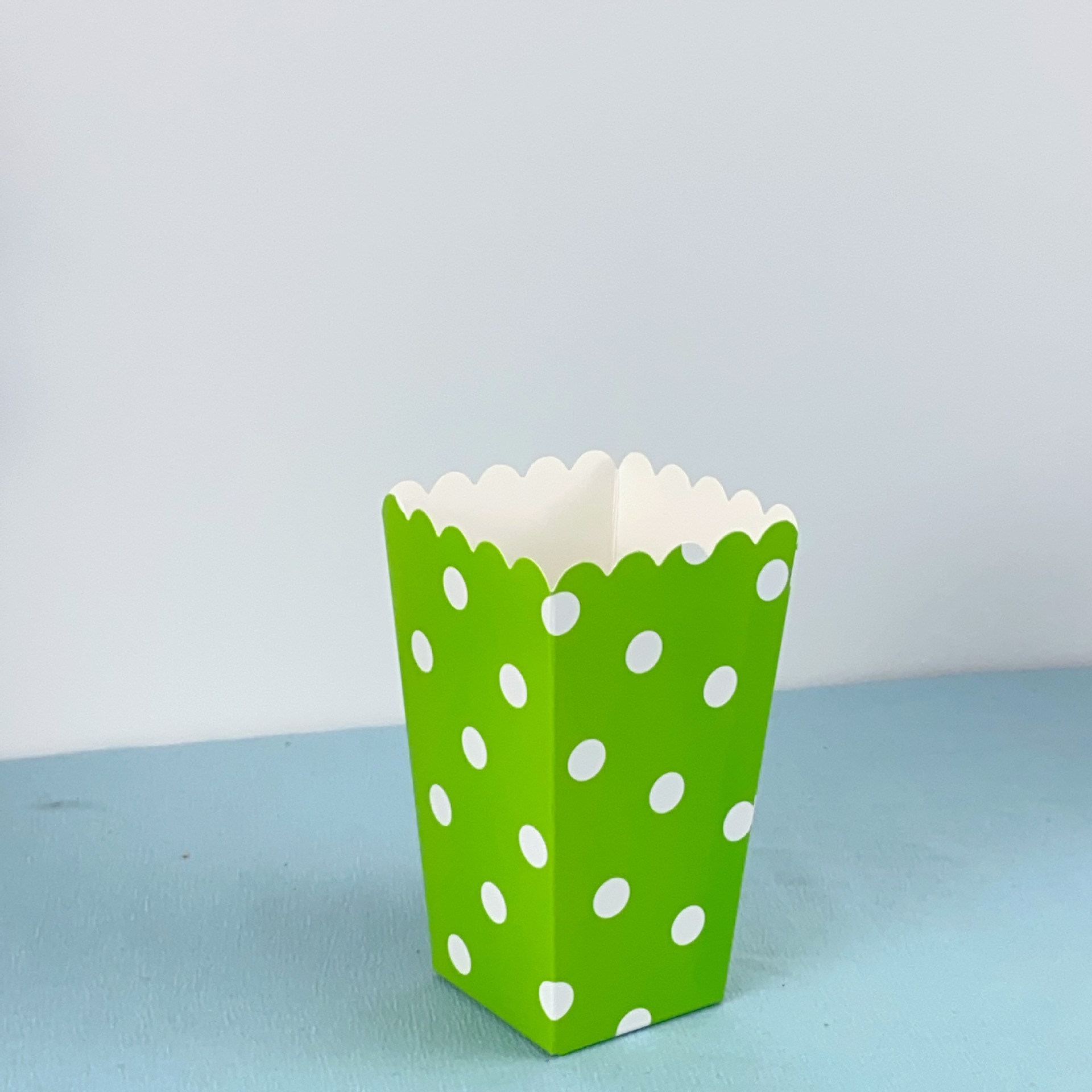 Cajas de palomitas de maíz rosas al por mayor transfronterizas con lunares y rayas, cajas de embalaje onduladas, 12 unidades/paquete, para snacks y alimentos.