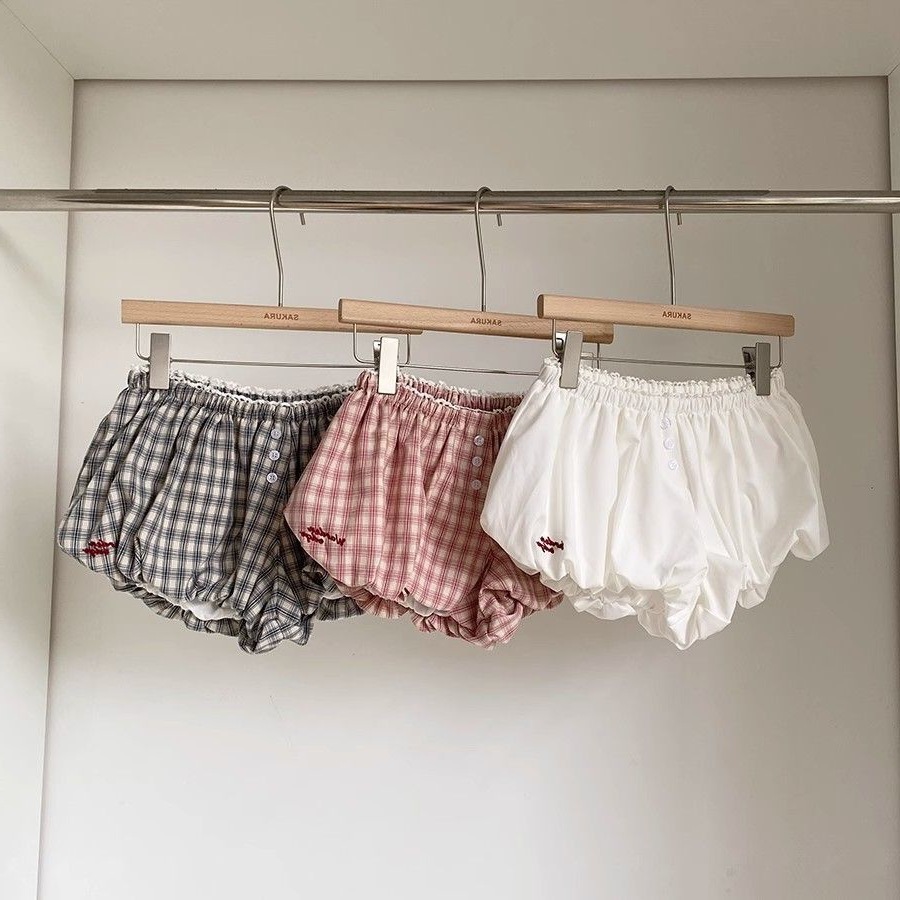 Retro Plaid Age-Reducing Elastic Waist Bud Pants for Women Summer 2025 New Korean Style Sweet Fashion Wide-Leg Shorts