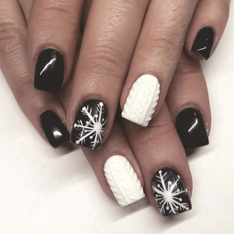 Cross-border foreign trade nail nail nail film cool relief black and white snowflake square wearing nail nail film short nail film