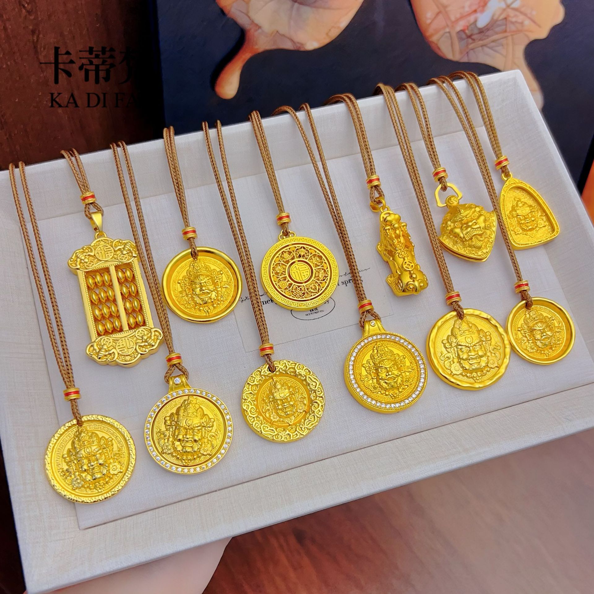 Real Gold-Plated High Color-Retention Sand Gold Men's Pendant, Traditional Yellow Fortune God Pixiu Necklace, Men's Sand Gold Jewelry