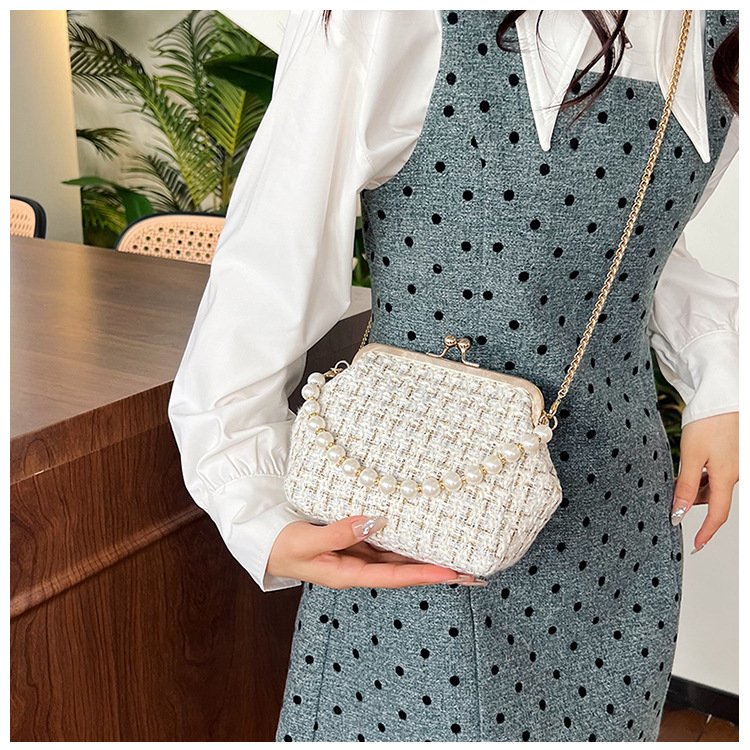 Cross-border texture checkered small bag for women's autumn 2024 new trendy and fashionable knitted chain crossbody bag, shell bag undefined