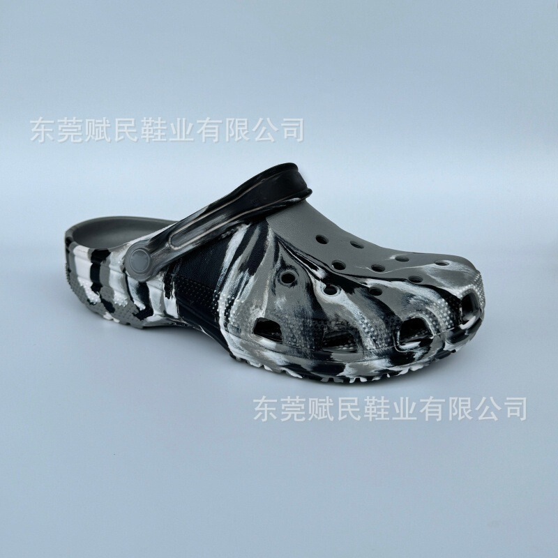 Crocs New Style Color-Blocked Waterproof Non-Slip Breathable Lightweight Eva Material Wholesale from Manufacturer
