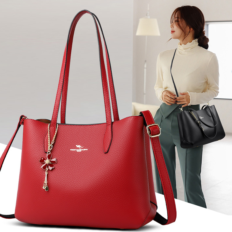 Borsa a spalla da donna con stampa coccodrillo design elegante_voghion.com