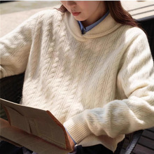 设计麻花纹羊绒毛衣女小翻领秋冬宽松慵懒羊毛衫打底厚长袖上衣潮