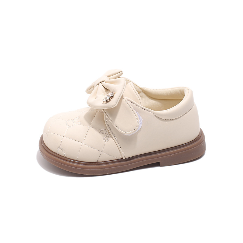 Zapatos de cuero de bebé para mujer 2025 nuevos zapatos de princesa para niños de primavera y otoño, zapatos de suela blanda para niñas de moda, zapatos de guisantes para niños pequeños y medianos image 7