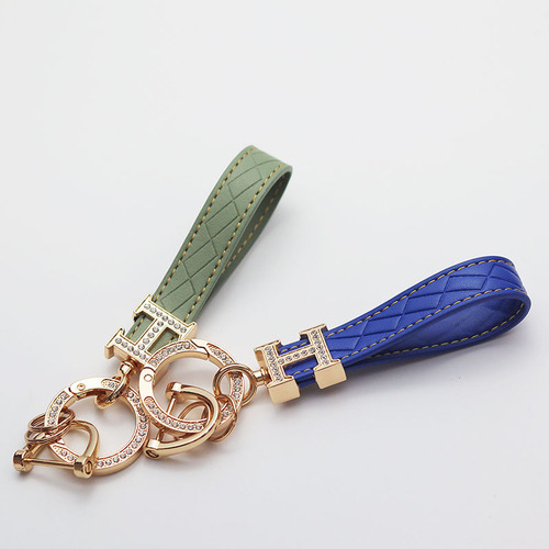 H Diamond Filled Car Keychain Accessory Diamond Spring Ring Fashion Trend Goddess Keychain Pendant Wholesale