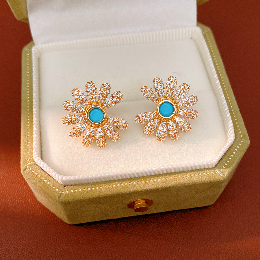 18 quilates de oro real chapado agujas de plata zircon flores pernos pastílicos aretes dulces ligeros de lujo alta sensación aretes