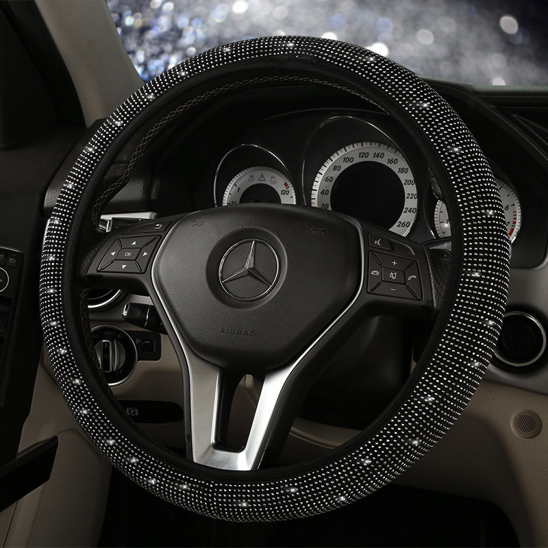 Nuevo coche volante cubierta primavera y verano completo diamante rhinestone perforación caliente sin anillo interior cubierta de la rueda de dirección transfronteriza Amazon