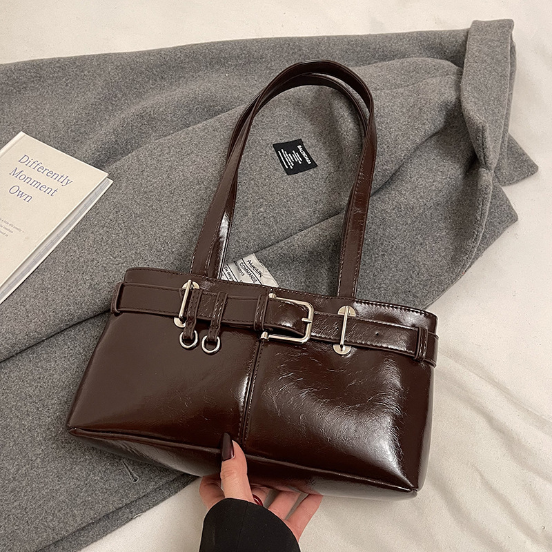 펜던트가 없는 브라운 색상